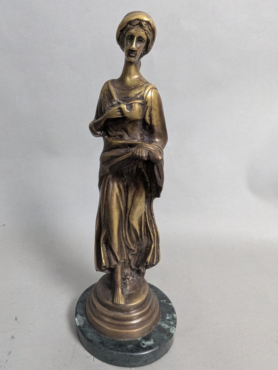 Stunning Bronze Female Sculpture on Elegant Marble Base
