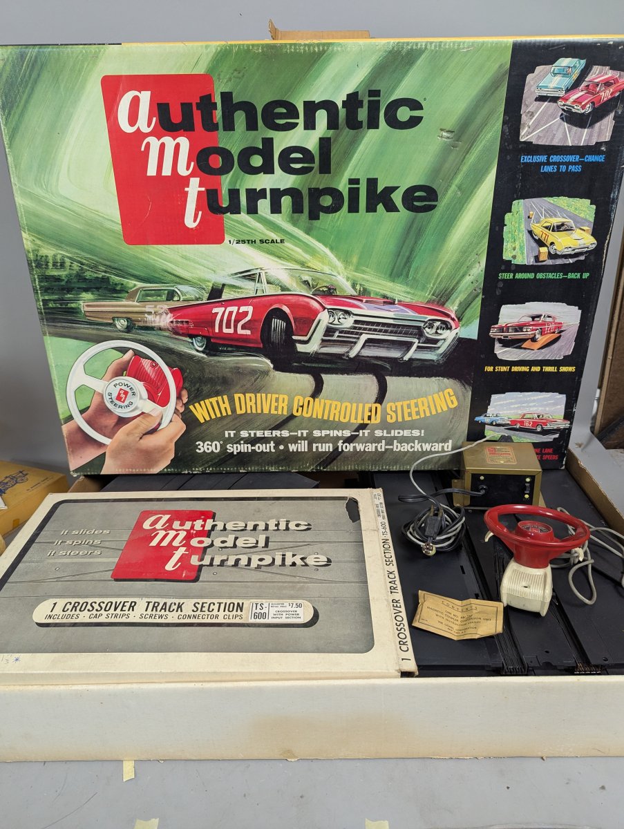 Vintage A.C. Gilbert Authentic Model Turnpike Set with Crossover Track Accessory