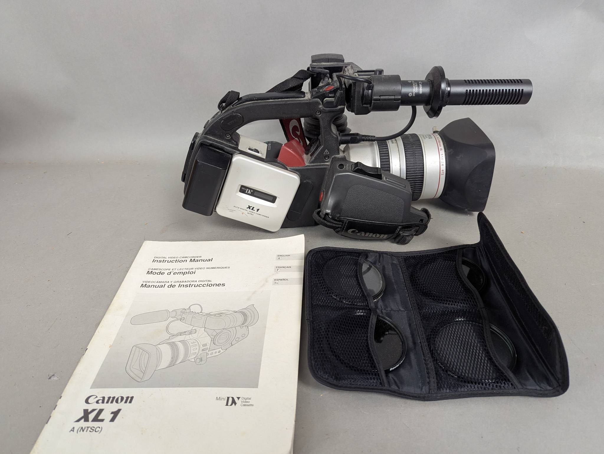 Canon XL1 Digital Video Camcorder with Accessories and Manual