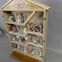 Woodmouse Family Set of 25 Figurines in Display Case