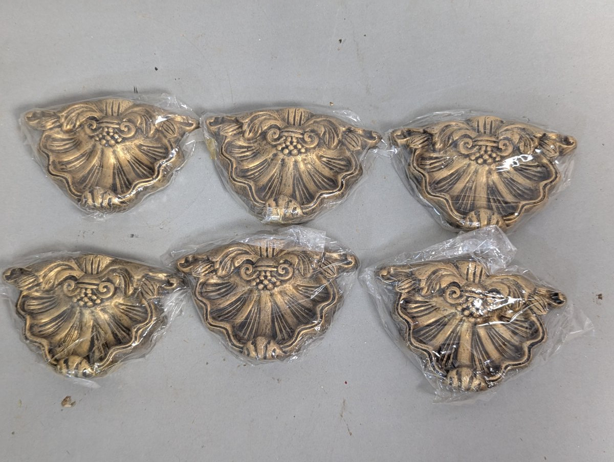 Set of 6 Vintage Rococo Decorative Corner Protectors for Elegant Home Decor