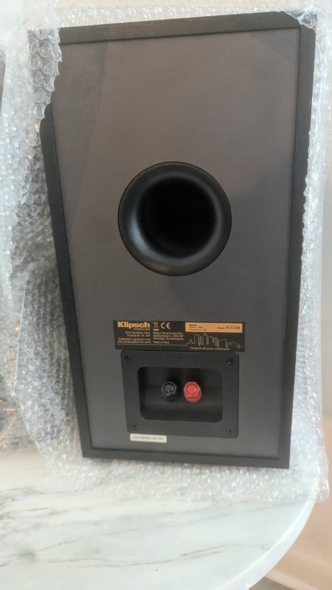 Klipsch R-51M Reference Bookshelf Speakers Pair Excellent Sound Quality