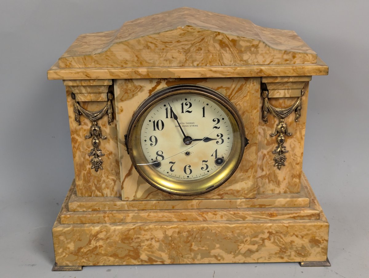 Seth Thomas Adamantine Ding Dong Strike Mantel Clock Collectible Vintage Decor
