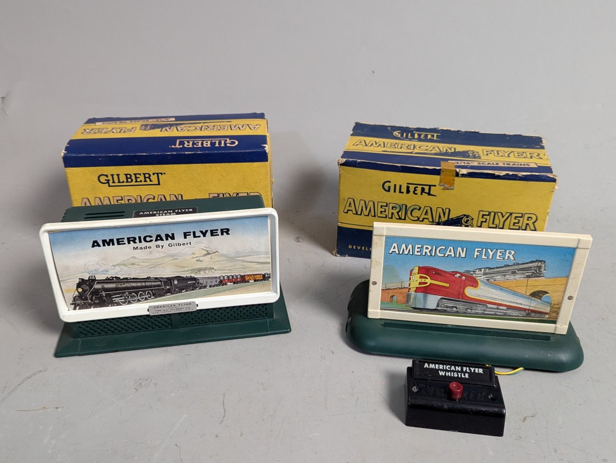 Gilbert American Flyer Whistling Billboards Steam and Diesel Vintage Model Train Set