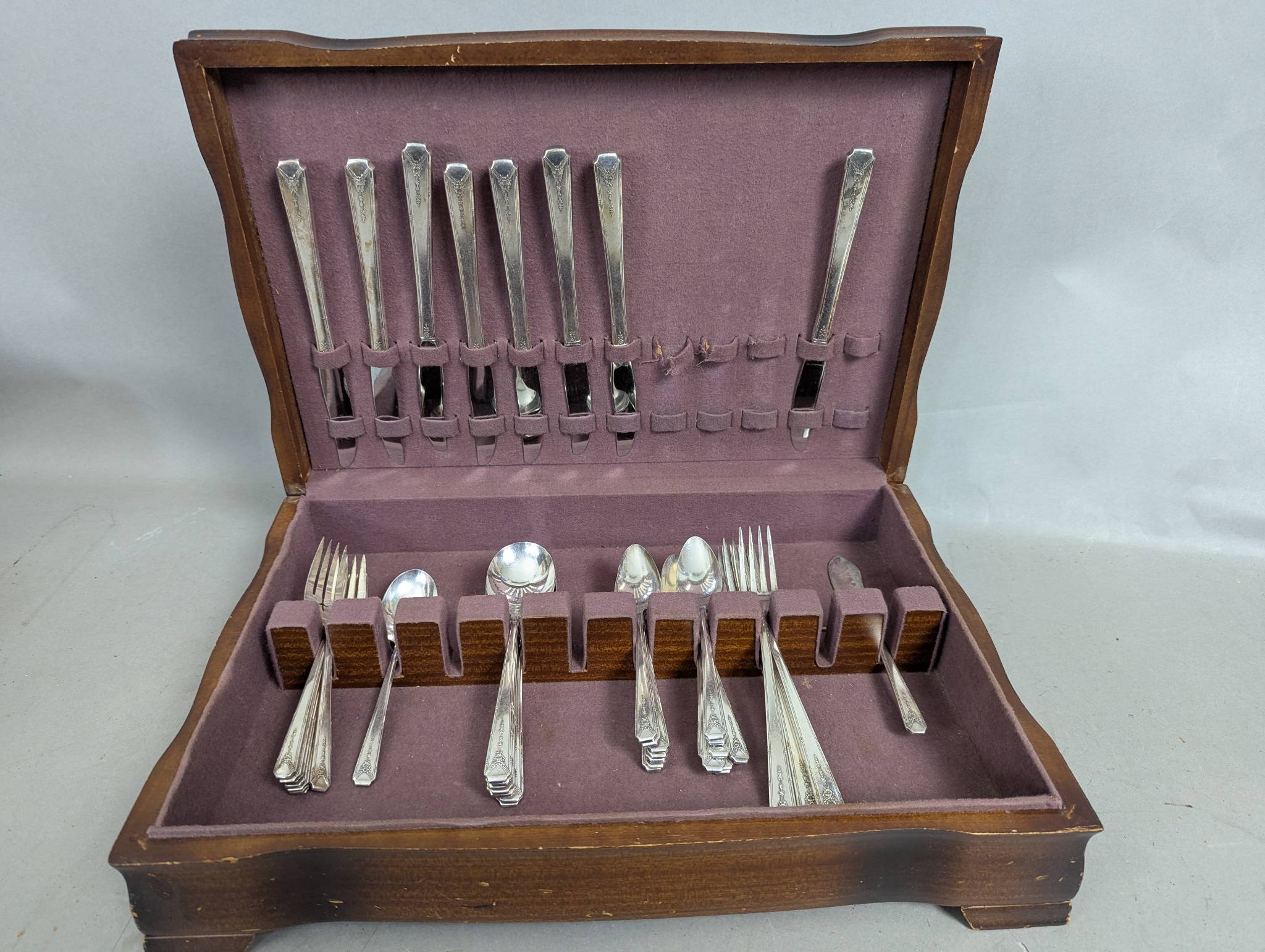 Oneida Community Plate Art Deco Silverplate Flatware Set for Eight