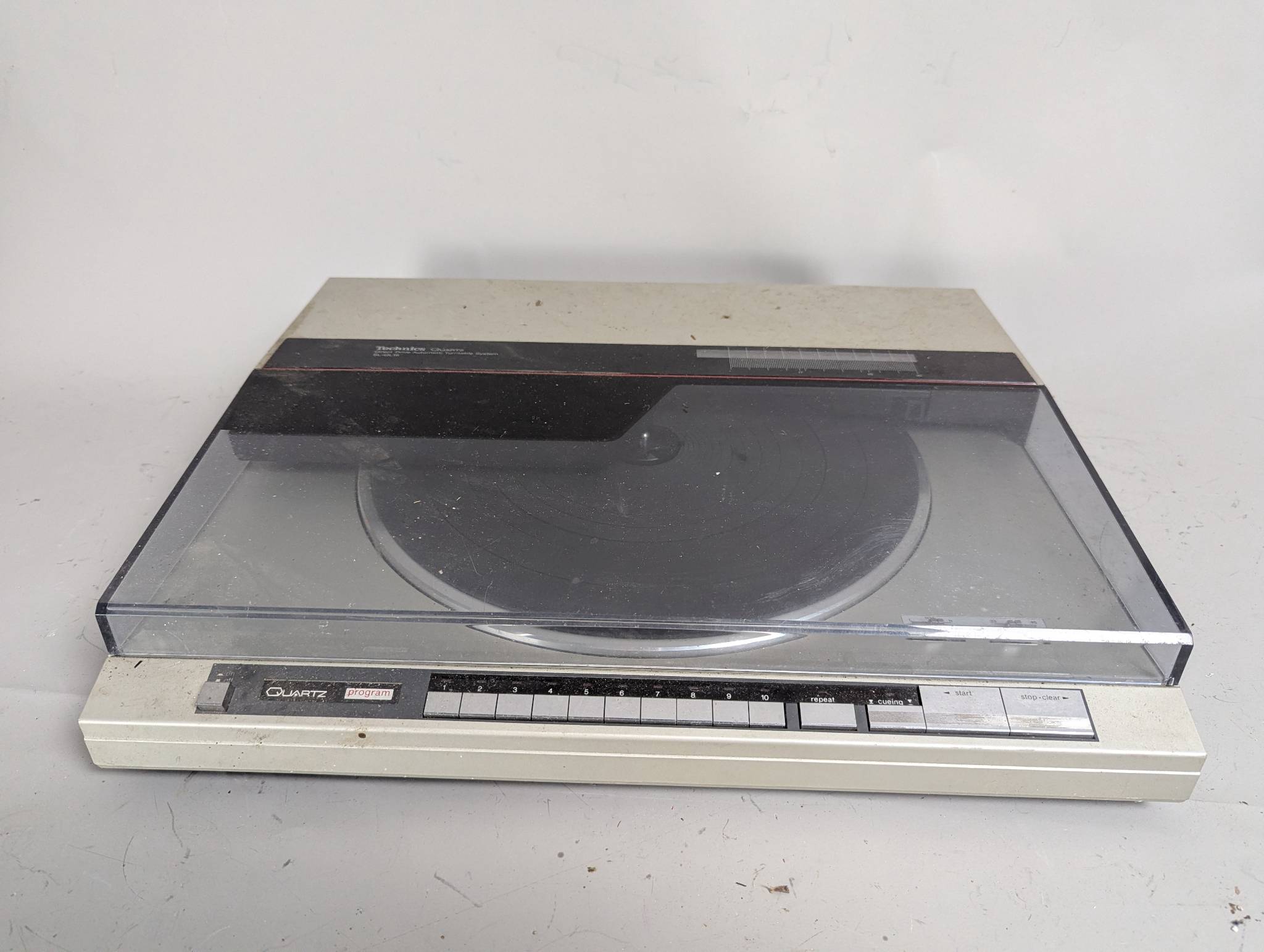 Technics SL-Q15 Direct Drive Automatic Turntable System