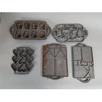 John Wright Cast Iron Baking Molds Set of Heart Bear Animal Gingerbread House